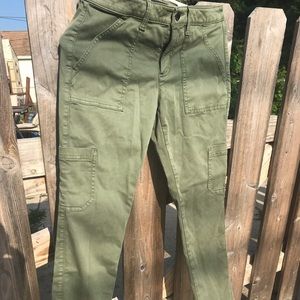 Brand new, never worn Banana Republic pants
